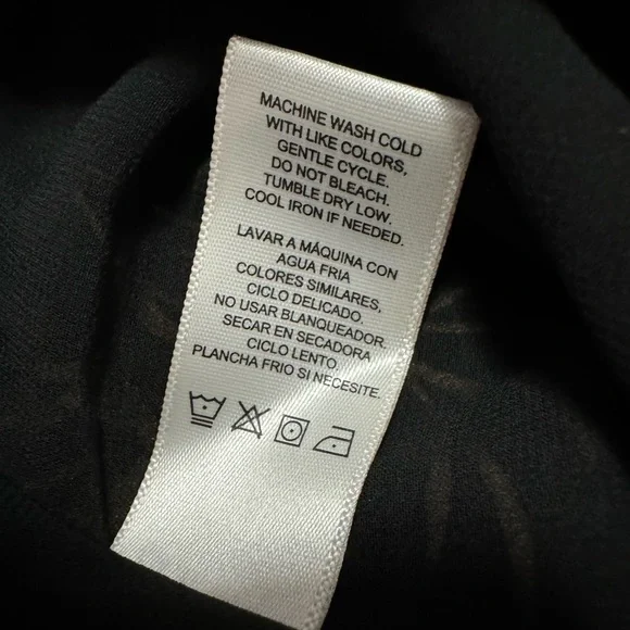 NWT Vince Camuto Women’s Midi Flowy Skirt in color Sweet Gardens in Size XL - Picture 5 of 5